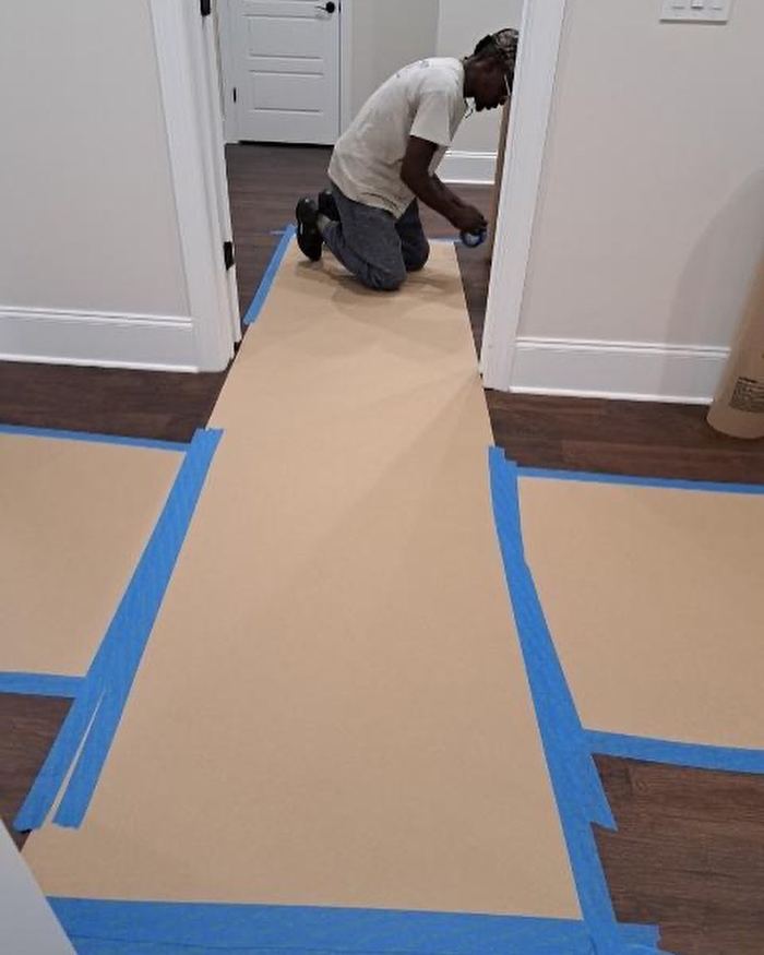 Floor protection laid down before a Liberty Pro local move