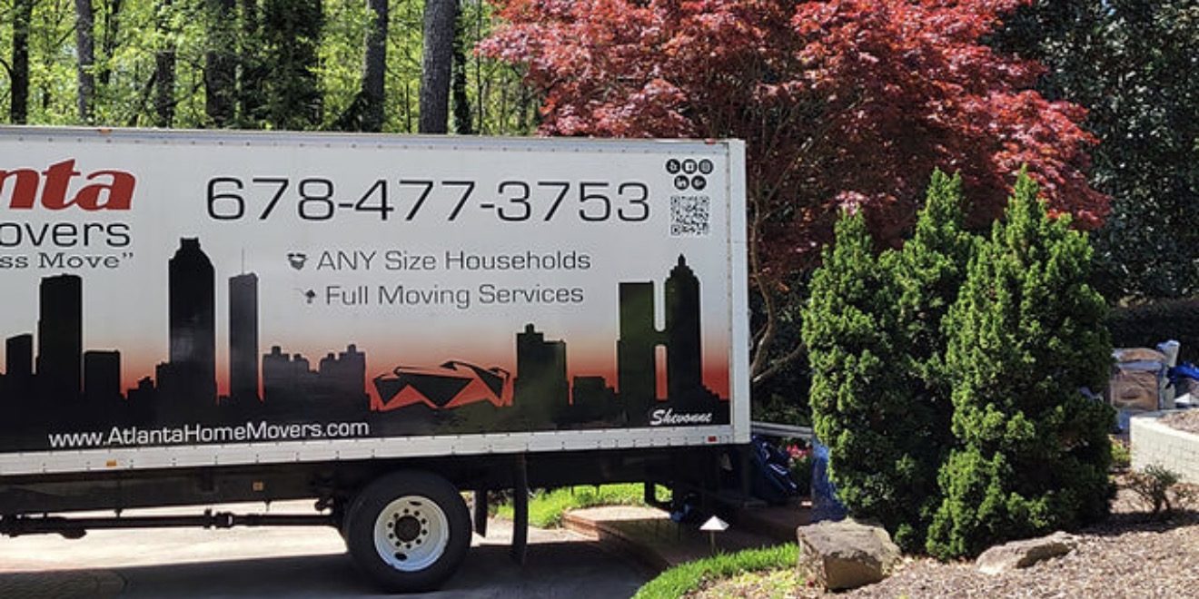 Liberty Pro Moving professional movers performing residential move in Snellville GA Liberty Pro Moving professional movers performing residential move in Snellville GA