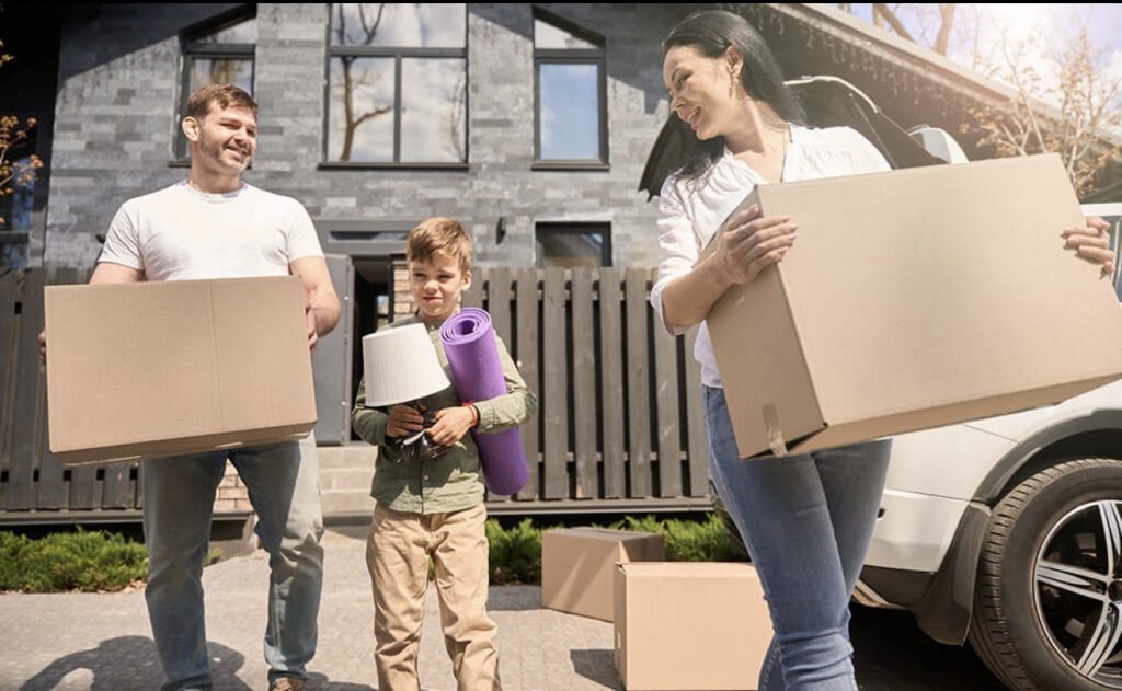 Moving company protecting furniture during relocation | Lawrenceville Moving Company | LIBERTY PRO MOVING Moving company protecting furniture during relocation