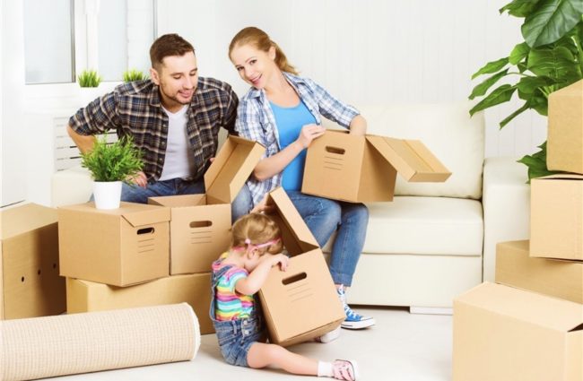 Loganville GA professional movers loading truck Loganville GA professional movers loading truck