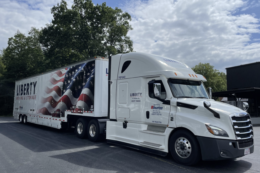 Liberty Pro Moving truck in Loganville neighborhood | Lawrenceville Moving Company | LIBERTY PRO MOVING Liberty Pro Moving truck in Loganville neighborhood